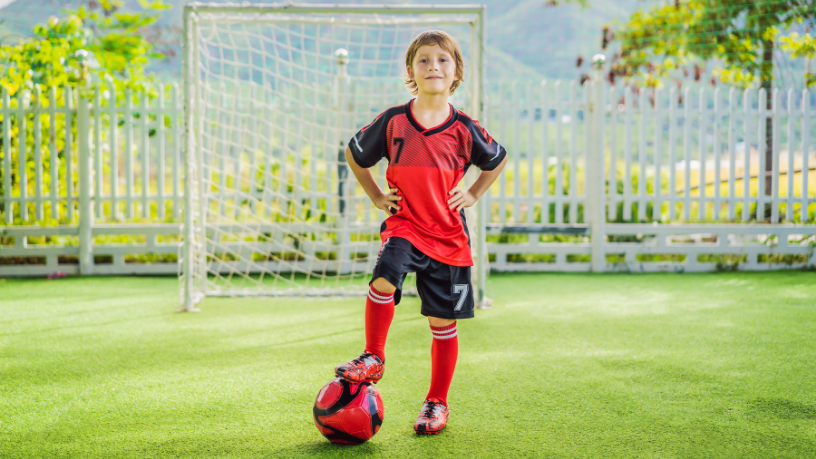 Para Elias Assum Sabbag Junior, o esporte é uma ferramenta poderosa para promover saúde, disciplina e integração social na vida dos jovens.