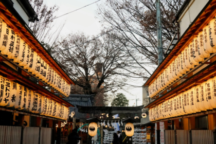 A cultura japonesa revela como tradições milenares seguem moldando o Japão moderno, unindo passado e inovação na visão de Alberto Toshio Murakami.