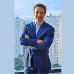 Ian dos Anjos Cunha explica como se adaptar ao terreno variável no snowboarding e evitar travadas que comprometem sua performance.