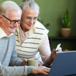 Entenda como a união dos aposentados se torna uma barreira contra a retirada de direitos com o Sindnapi - Sindicato Nacional dos Aposentados, Pensionistas e Idosos.